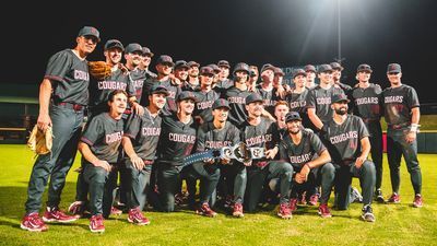 Image for story: Washington State Cougars claim Karbach Round Rock Classic title, first since 2010